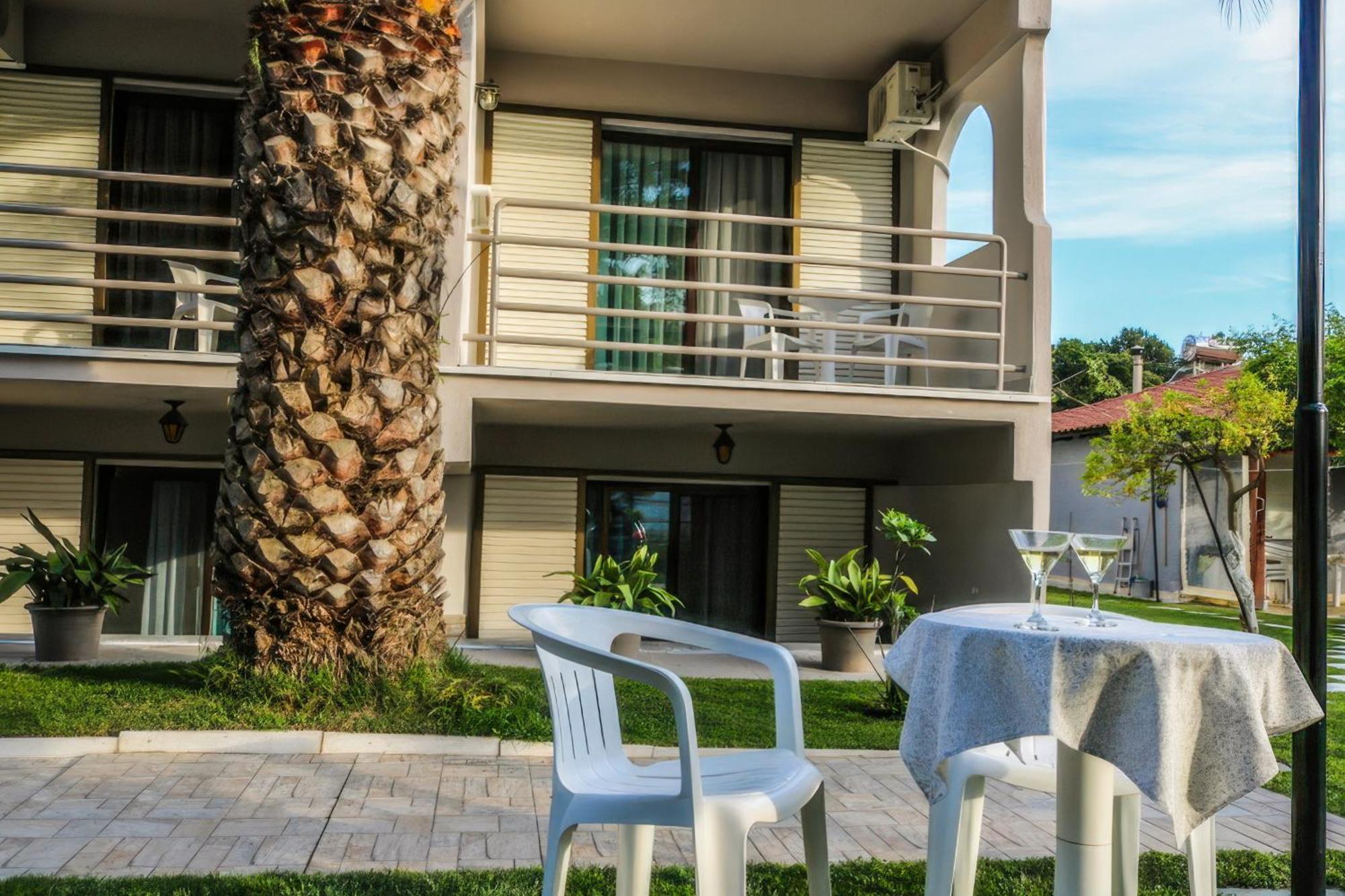 Vlachogiannis Hotel Prínos Esterno foto
