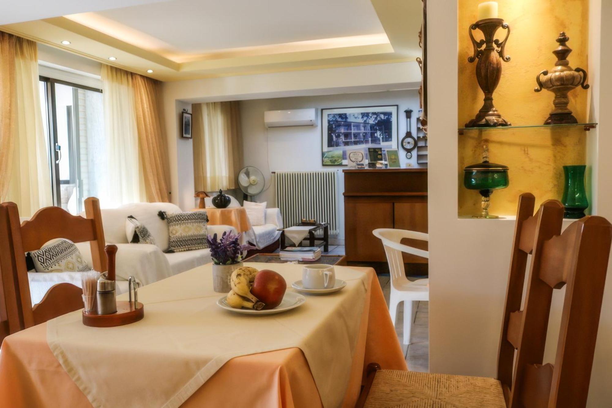 Vlachogiannis Hotel Prínos Esterno foto