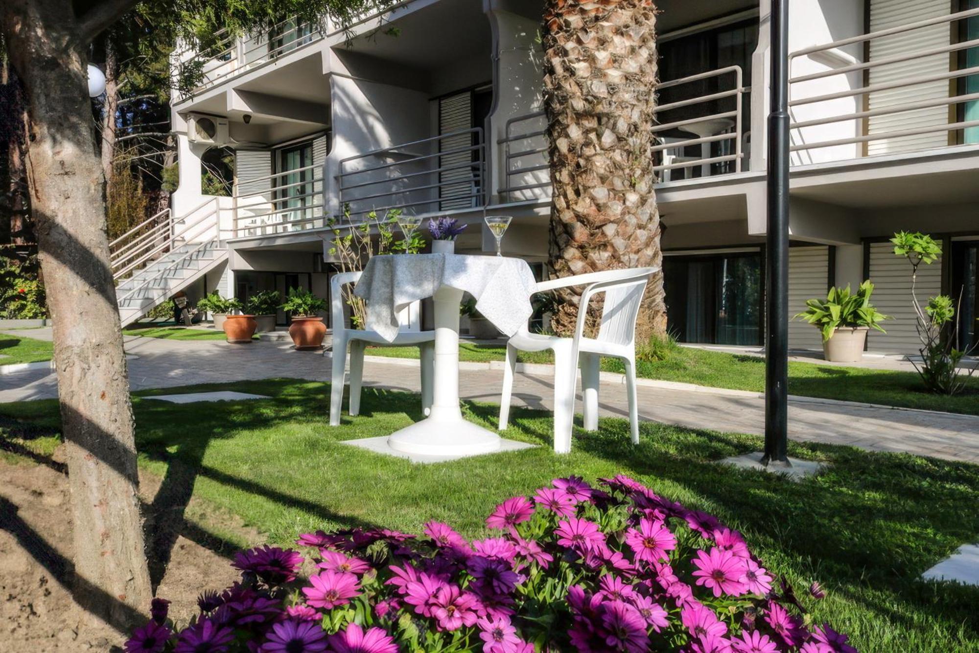 Vlachogiannis Hotel Prínos Esterno foto