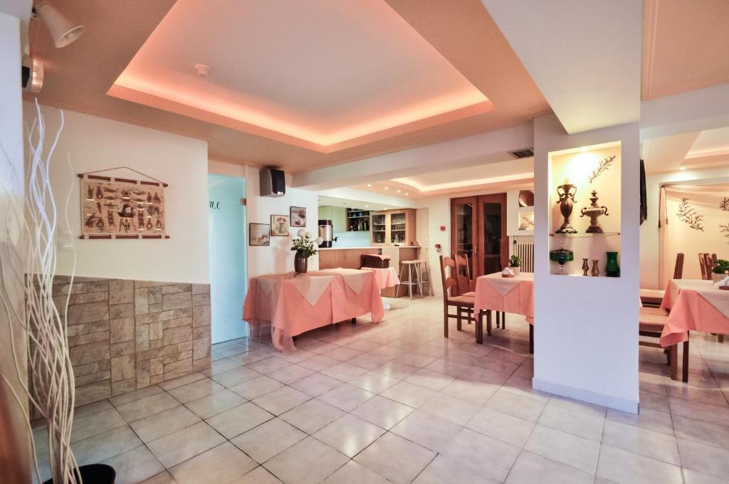 Vlachogiannis Hotel Prínos Esterno foto